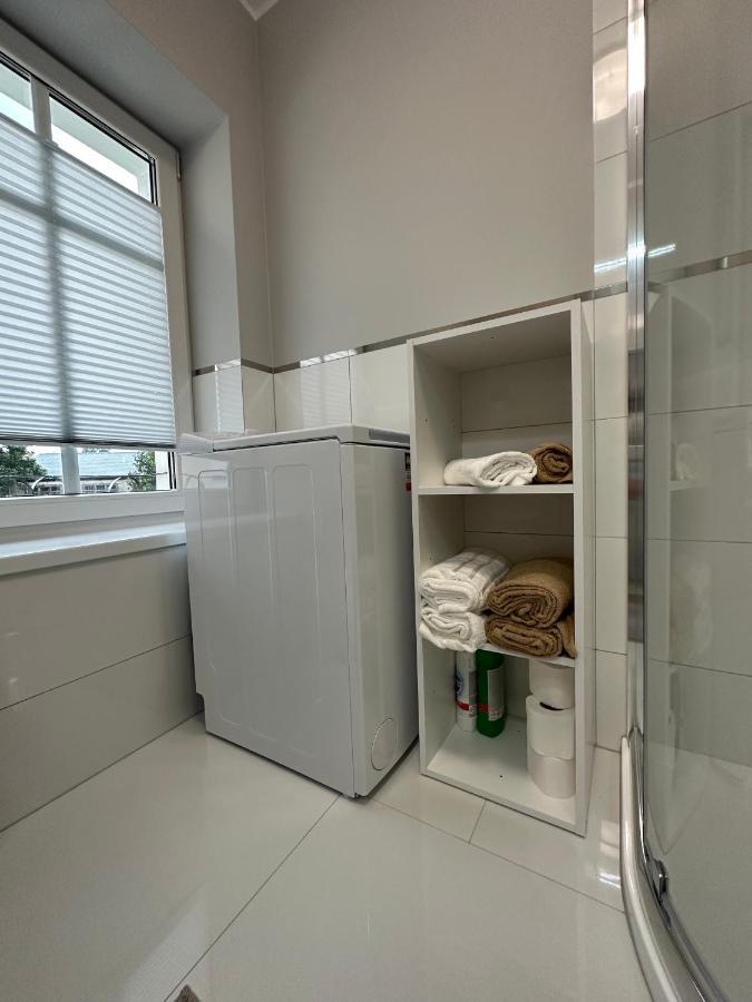 Apartament Przy Cieplickich Tezniach Jelenia Gora Dış mekan fotoğraf