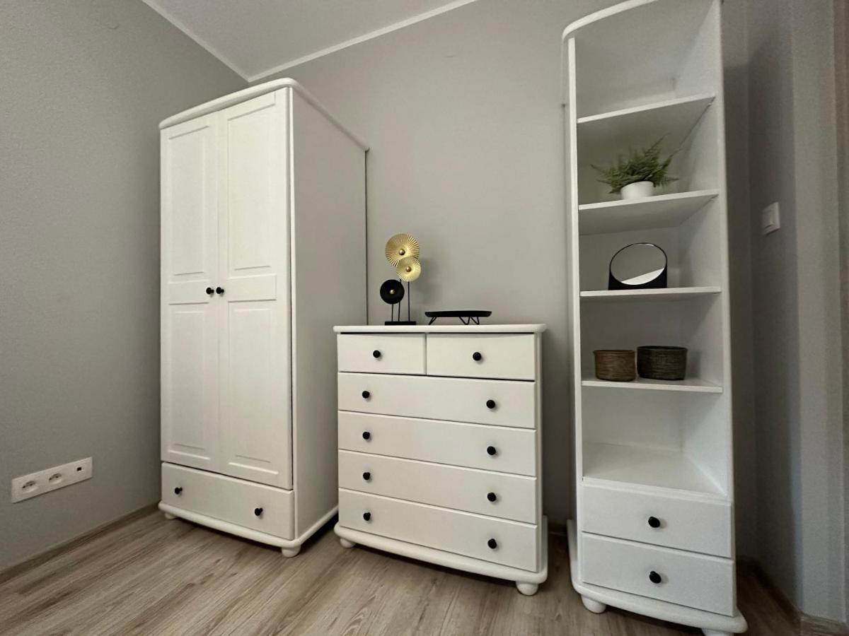 Apartament Przy Cieplickich Tezniach Jelenia Gora Dış mekan fotoğraf